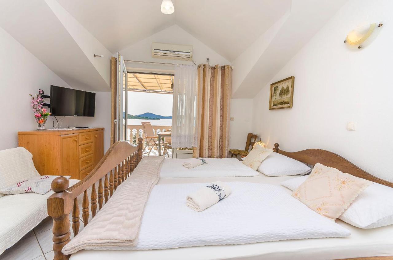 Apartments Ivanka On The Beach Vodice Eksteriør bilde